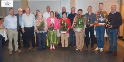 pitts-2023-11-04-afc-kampioenen-bestuur-pitts.jpg | Pitts