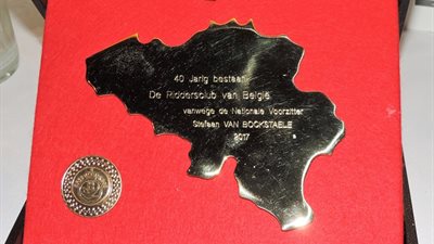 aandenken-40-jarig-bestaan-riddersclub-van-stefaan-van-bockstaele.jpg | Pitts